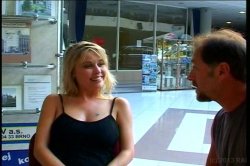 Captura de 'Boobsville's World Tour' nº 7