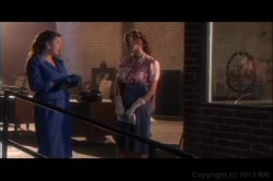 Captura de 'Beautiful (Wicked)' nº 9