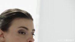 Captura de 'Hand Solo - On Sale! We Love Porn Sale' nº 100