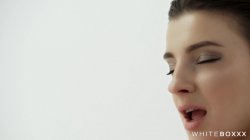 Captura de 'Hand Solo - On Sale! We Love Porn Sale' nº 130