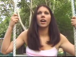 Captura de 'Behind the Scenes with 20 Young Girls' nº 65
