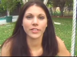 Captura de 'Behind the Scenes with 20 Young Girls' nº 69