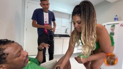 'Dude and I shared this phat ass ebony Latina Madam holes' screenshot nº 8