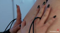 'Electrosex Queen Bobbi Starr Gets Her Luscious Ass Worshipped by Missy Minx!' screenshot nº 94