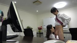 'Married Office Worker Panting from Sexual Urges' screenshot nº 121