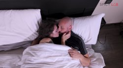Captura de 'I get my ass opened by my mom's boyfriend' nº 21