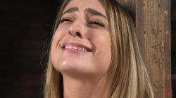 'Kristen Scott Bound and Machine Fucked Into Nonstop Orgasms' screenshot nº 130