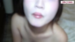 'In soft trembling glow falls a touch deepening with desire' screenshot nº 2
