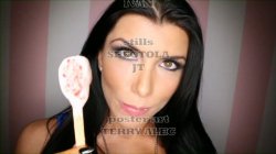 Captura de 'SeXXXploitation Of Romi Rain' nº 83