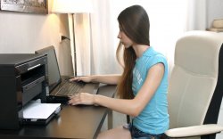 Captura de 'Anal Brunette Cuties 2' nº 34