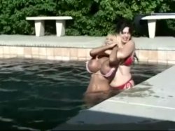 Captura de 'Drown Her Ass Misty vs. Taylor' nº 14