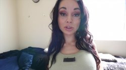Captura de 'Busty Wives Next Door 7' nº 73
