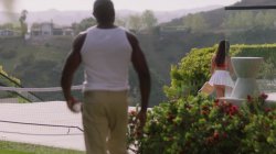 'Summer MILF' screenshot nº 3