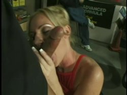 '3 Into Lori Michaels' screenshot nº 67