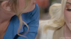Captura de 'Lesbian Hookup' nº 51