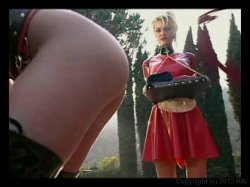 'Busty Hollywood Starlets' screenshot nº 37