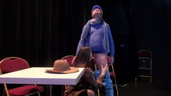 Captura de 'Anna La Prof De Theatre' nº 131
