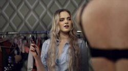 Captura de 'Girls With Glasses' nº 118