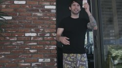 Captura de 'Dysfucktional: Is Thicker Than Cum' nº 43