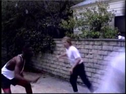Captura de 'White Men Can't Hump' nº 40