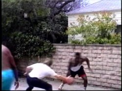 Captura de 'White Men Can't Hump' nº 44