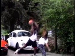 Captura de 'White Men Can't Hump' nº 46