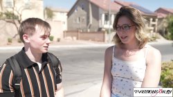 Captura de 'Summer Break Hookup Between Hot Nerd & Jock' nº 15