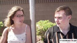 Captura de 'Summer Break Hookup Between Hot Nerd & Jock' nº 4