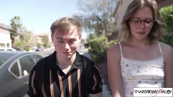 Captura de 'Summer Break Hookup Between Hot Nerd & Jock' nº 9