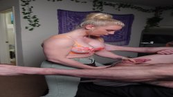 Captura de 'Pegging in Jeans' nº 11