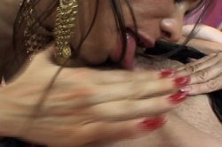 Captura de 'Older Squirting Lesbians' nº 23