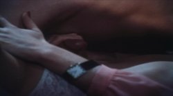 Captura de 'Between the Sheets' nº 51