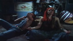 Captura de 'Between the Sheets' nº 55