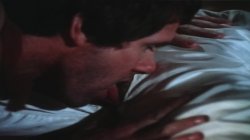 Captura de 'Between the Sheets' nº 86