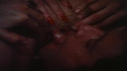 Captura de 'Between the Sheets' nº 117