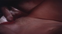 Captura de 'Between the Sheets' nº 121