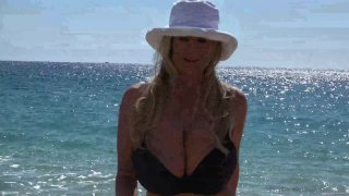 Busty Kelly Madison Gets Her Pretty Pussy Fucked Good on Vacation Screenshot