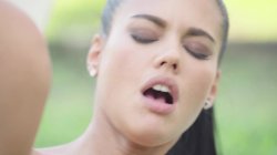 Captura de 'Pool Party Girls' nº 25