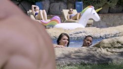 Captura de 'Pool Party Girls' nº 80