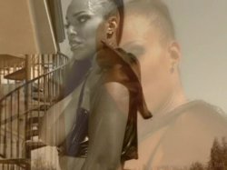 Captura de 'Anal Divas in Latex 2' nº 28