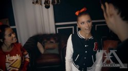 Captura de 'Door To Door Fuckraising' nº 13