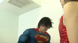 Captura de 'Wonder Woman Vs. Superman - A Ball Busting Porn Parody' nº 10