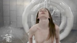 Captura de 'Future Darkly: The Complete Second Season' nº 76