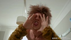 Captura de 'She'll Steele Your Heart' nº 20