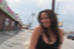 Captura de 'My Wife's 1st Monster Cock 12' nº 29