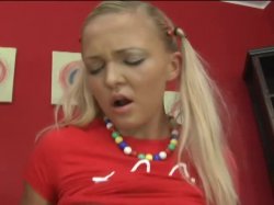 '18 Year Old Whore' screenshot nº 13