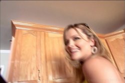Captura de 'Work It Work It Get It Get It' nº 30
