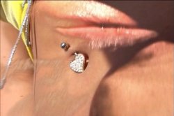 Captura de 'Work It Work It Get It Get It' nº 3
