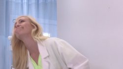 Captura de 'Lesbian Hospital Affairs 2' nº 6