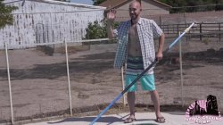 Captura de 'Cougar Fucks The Pool-Boy' nº 10